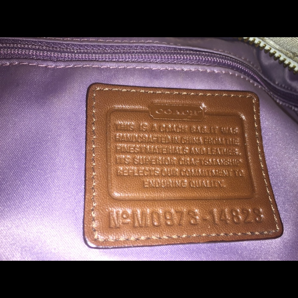 Coach Jacquard Signature Hobo In Cream & Tan $Firm - Picture 5 of 8